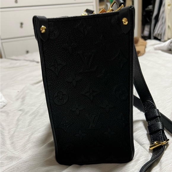 Louis Vuitton Onthego PM - Picture 6 of 6